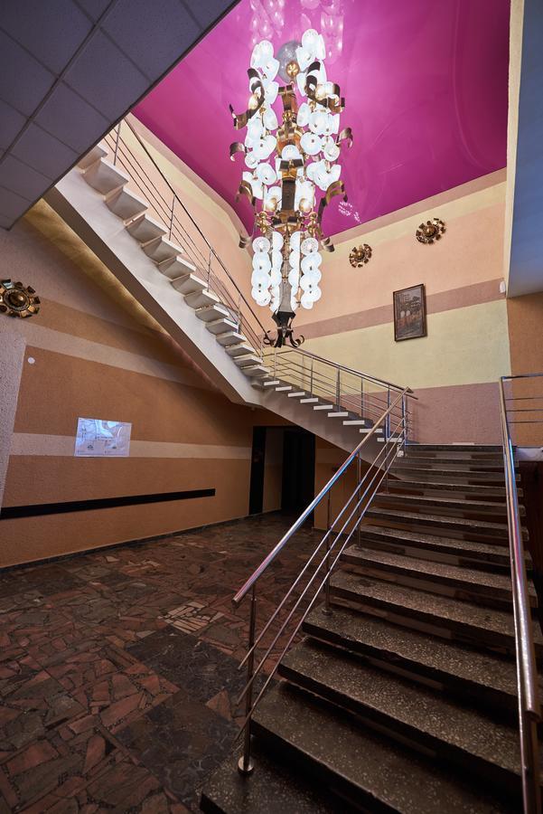 Rassvet Hotel นิปโปร ภายนอก รูปภาพ